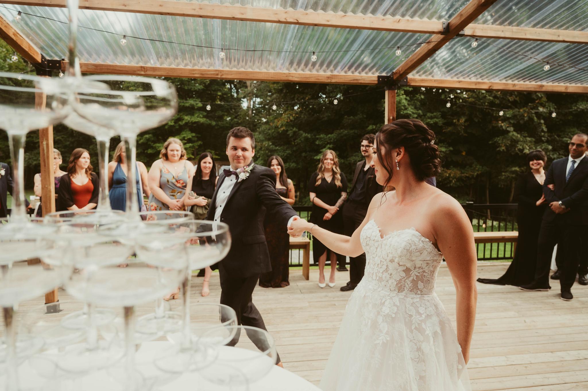 Wedding Venue Review: Domaine Mallity Estate, Clarence-Rockland, Ontario